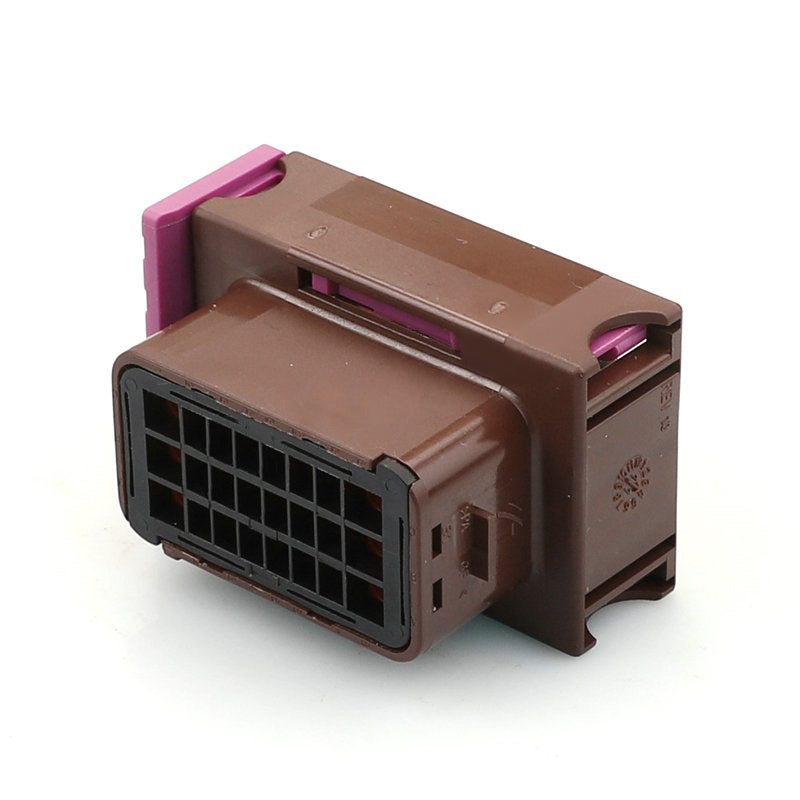 CC240048 - 24 Pin Connector