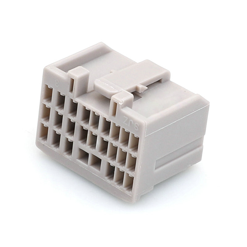 CC240050 - 24 Pin Connector