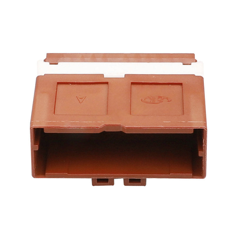 CC240051 - 24 Pin Connector