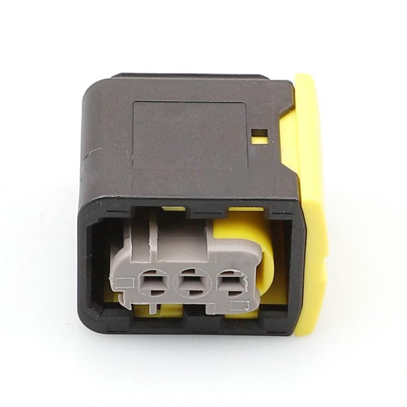 CC30659 - 3 Pin Connector