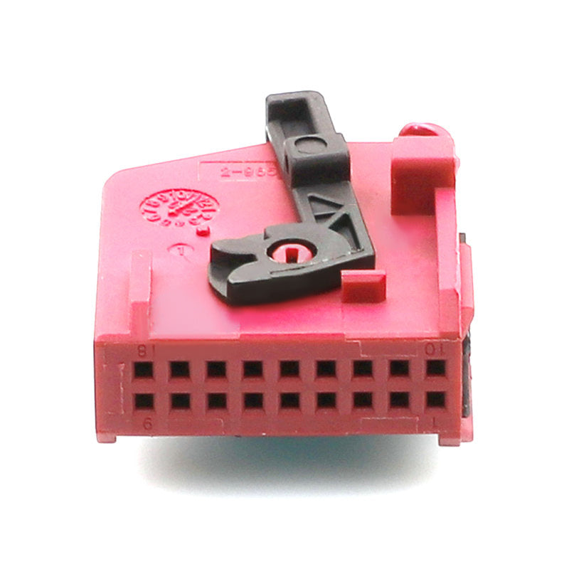 CC180072 - 18 Pin Connector