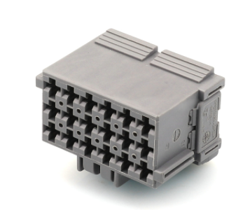 CC180031 - 18 Pin Connector