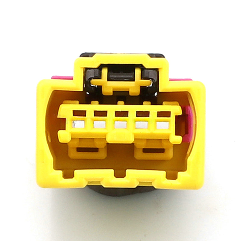 CC50226 - 5 Pin Connector