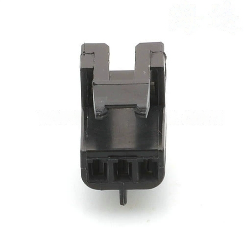 CC30725 - 3 Pin Connector