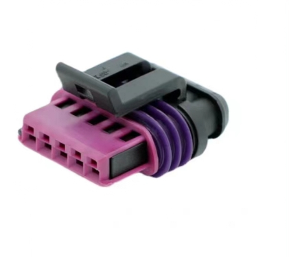 CC100371 - 10 Pin Connector